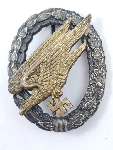 Luftwaffe Paratrooper Badge: Fallschirmjager