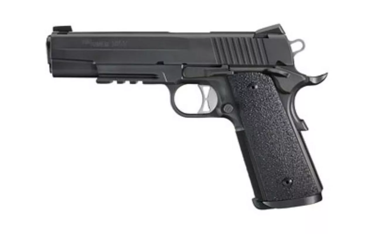 Sig 1911 TacOps 10MM, 5″ Barrel, Ergo Grips Night Sights 4 8rd Magazines