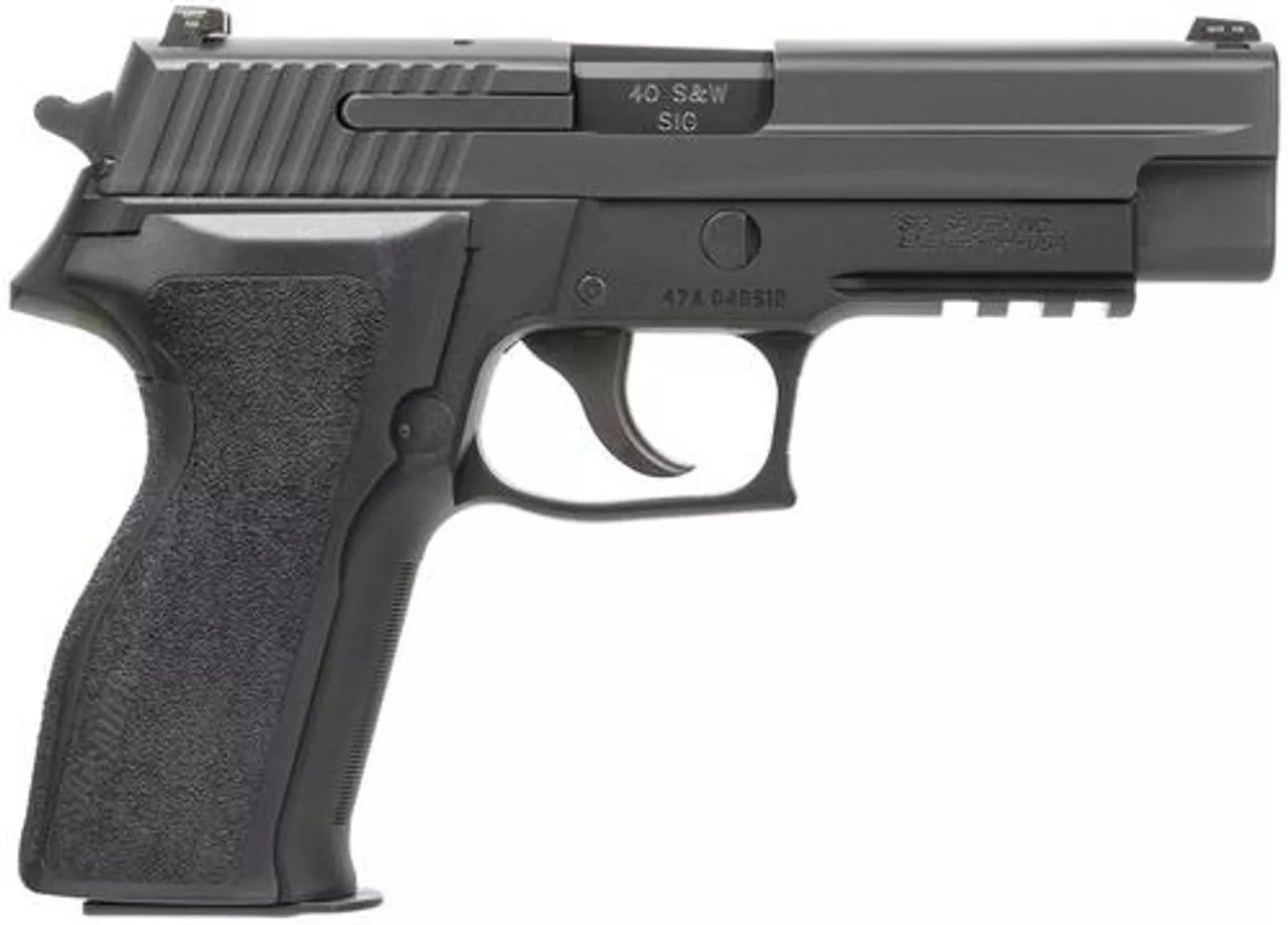 Sig P226 *MA Compliant* 40 S&W 4.4, NS Synthetic Grip Black Nitron, 10 rd