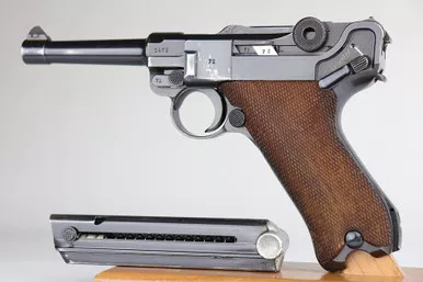 SOLD - 1939 Mauser Luger - Matching Magazine (1472s - 11900)