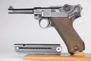 SOLD - 1941 Mauser Luger - Matching Magazine (4848v - 12136)