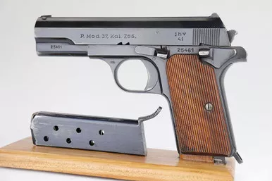 SOLD - 1941 Nazi Femaru Model 37 - Matching Magazine (25461 - 11302)
