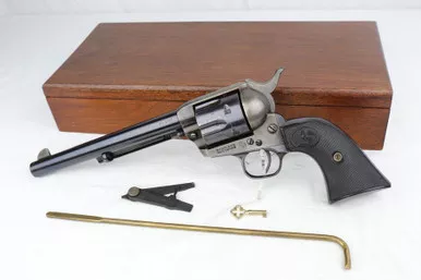SOLD - 1st Gen. Colt SAA - 7.5" Barrel,with Case