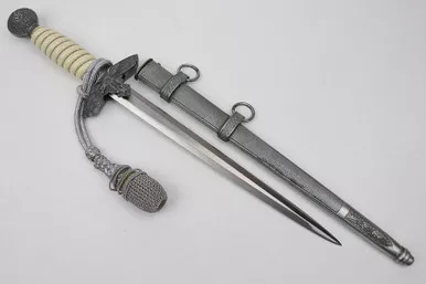 SOLD - 2nd Model Luftwaffe Dagger with Portepee (110520-6)