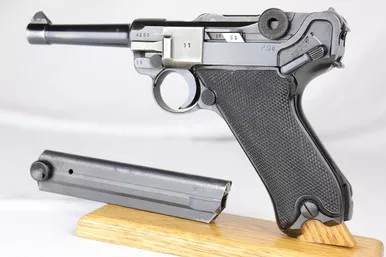 SOLD - Black Widow Mauser Luger - 1941 (4251a - 07373)