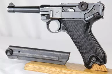 SOLD - Black Widow Mauser Luger - byf 42 (8705f - 08345)
