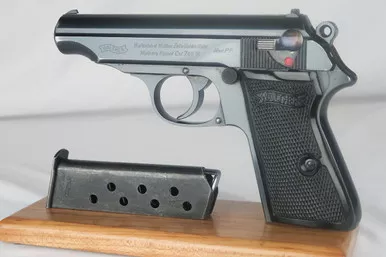 SOLD - Commercial Walther PP (107148p - 06890)