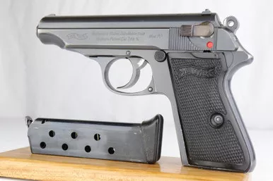 SOLD - Commercial Walther PP - Early Features
