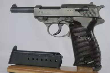 SOLD - Dual-tone Mauser P.38 - byf 44 (8141 - 05153)
