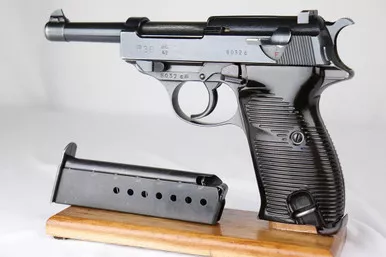 SOLD - Excellent Walther P.38 - ac 42 (8032c - 07427)
