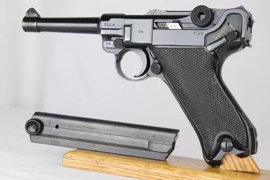SOLD - Gorgeous Black Widow Mauser Luger (7004h - 08133)