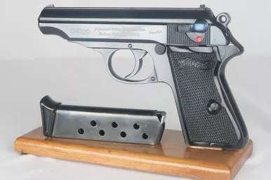 SOLD - Mint Commercial Walther PP (966921 - 06921)