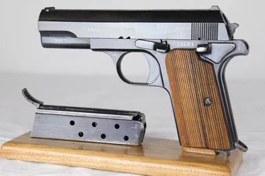SOLD - Nazi Femaru Model 37 - Matching Magazine (33021 - 07281)