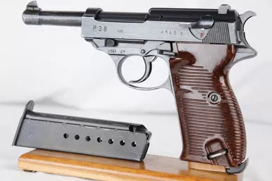 SOLD - Nazi Spreewerke P.38 - 1943 (8345g - 08245)