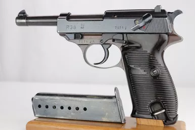 SOLD - Nazi Walther P.38 - ac 42 (7071j - 11052)