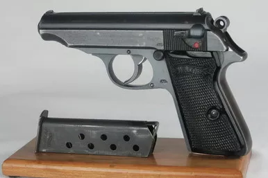 SOLD - Nazi Walther PP (252884p - 06390)