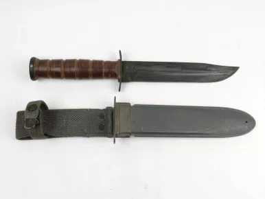 SOLD - USN Mark 2 Camillus Fighting Knife (121517-4)