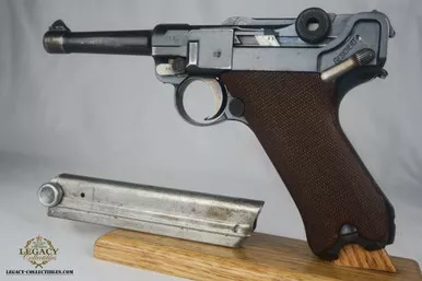 SOLD - WW1 Double Date DWM Luger - Matching Mag