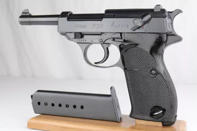 SOLD - Zero Series Walther P.38 - Third Variation (07379 - 09231)