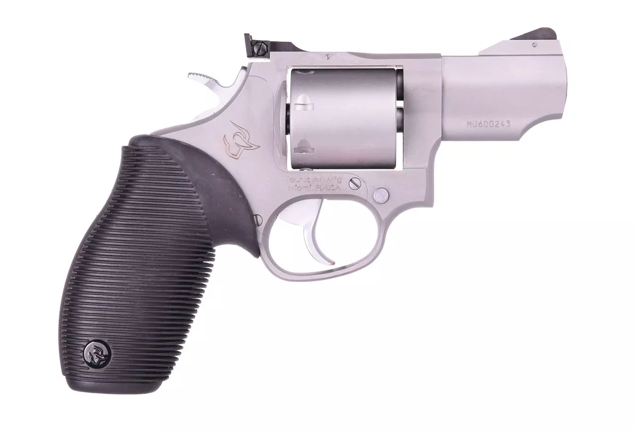 Taurus 692 Tracker .357 Magnum-9mm, 2.5″ Barrel, Stainless
